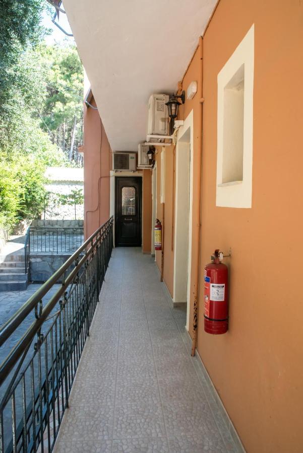 Empress Corfu Apartamento Perama  Exterior foto